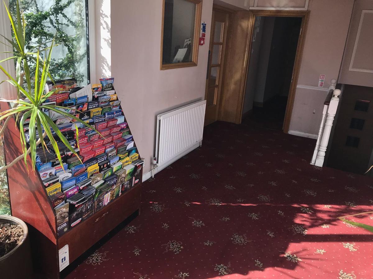 Shalimar Hotel Hounslow Extérieur photo
